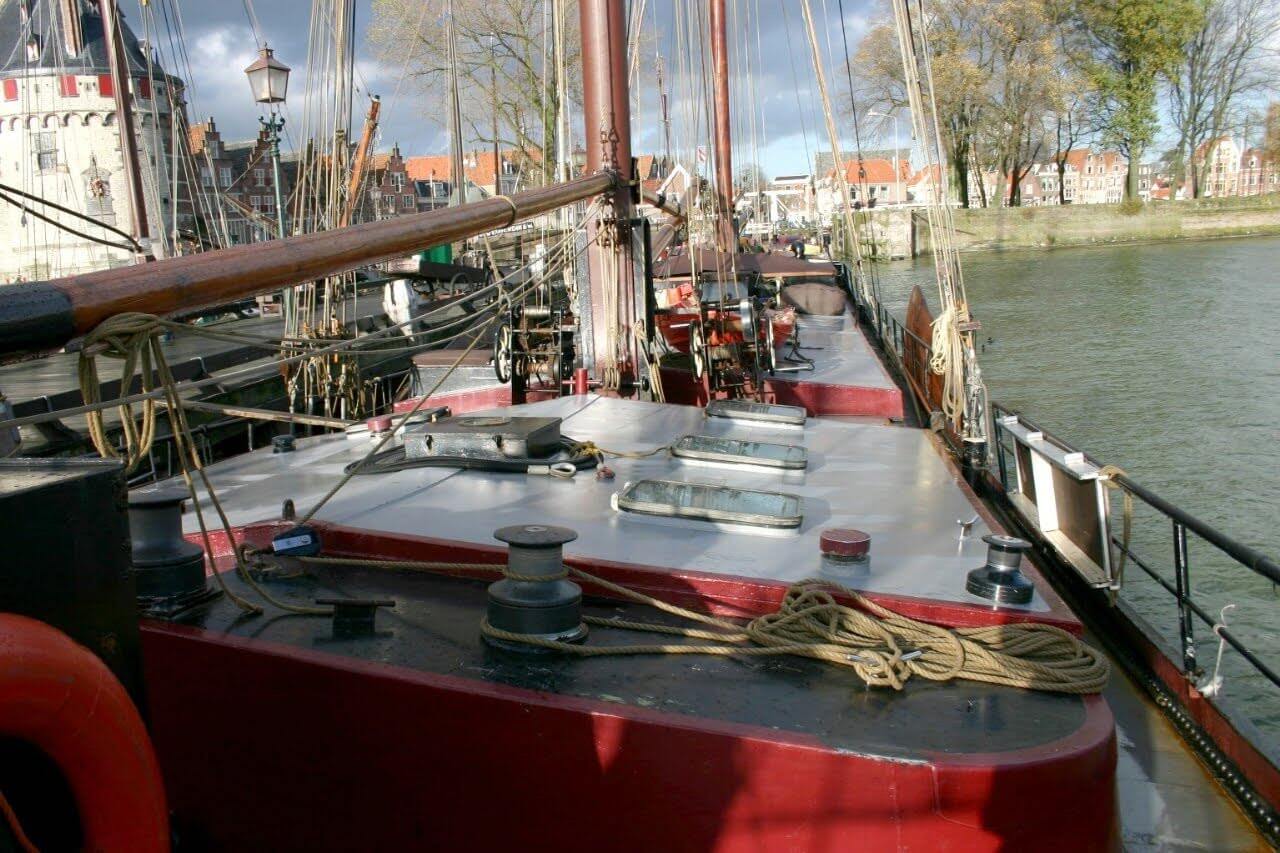 Uitzicht vanuit de kuip naar voren